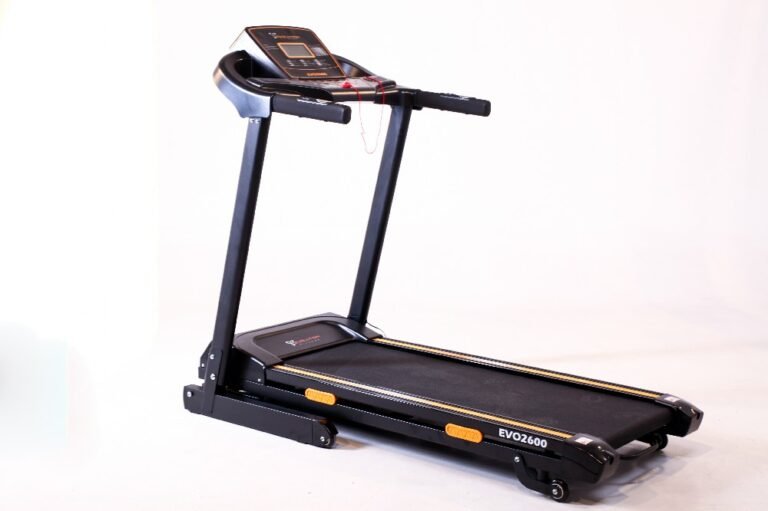 Caminadora evolution evo2600 12prog 120kg c/ bt 16km/h 2hp